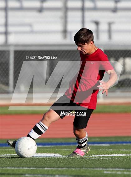 Thumbnail 1 in Mira Loma @ River City photogallery.