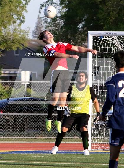 Thumbnail 2 in Mira Loma @ River City photogallery.