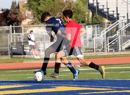 Thumbnail 2 in Mira Loma @ River City photogallery.