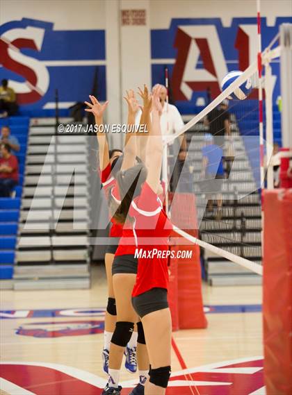 Thumbnail 2 in Charter Oak @ Los Altos photogallery.