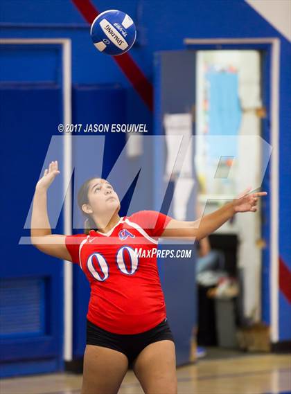 Thumbnail 1 in Charter Oak @ Los Altos photogallery.