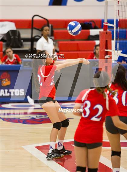 Thumbnail 1 in Charter Oak @ Los Altos photogallery.