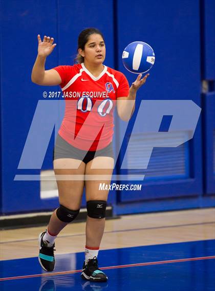 Thumbnail 2 in Charter Oak @ Los Altos photogallery.