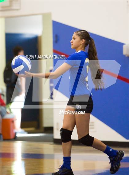 Thumbnail 1 in Charter Oak @ Los Altos photogallery.