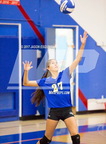 Thumbnail 2 in Charter Oak @ Los Altos photogallery.