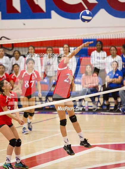 Thumbnail 1 in Charter Oak @ Los Altos photogallery.