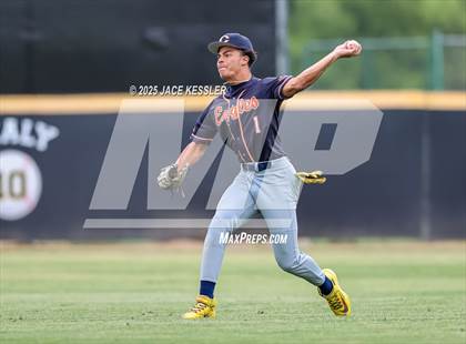 Thumbnail 3 in Chaminade @ Crespi photogallery.
