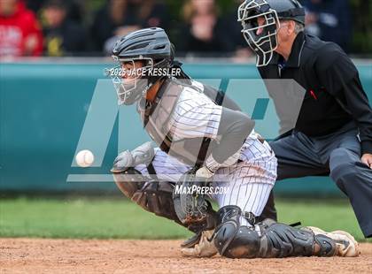 Thumbnail 2 in Chaminade @ Crespi photogallery.