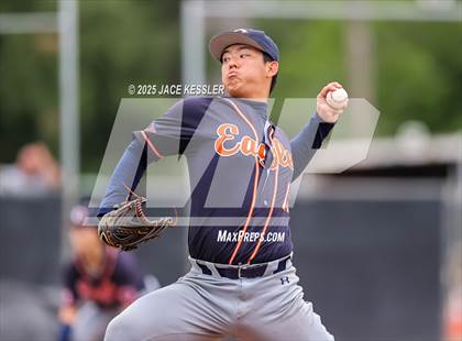 Thumbnail 3 in Chaminade @ Crespi photogallery.