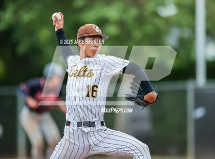 Thumbnail 3 in Chaminade @ Crespi photogallery.