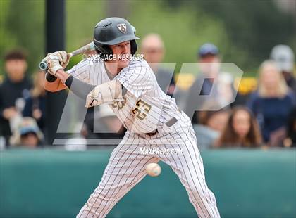 Thumbnail 1 in Chaminade @ Crespi photogallery.