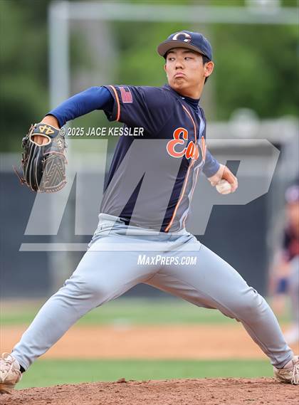 Thumbnail 3 in Chaminade @ Crespi photogallery.