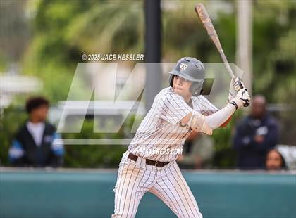 Thumbnail 2 in Chaminade @ Crespi photogallery.