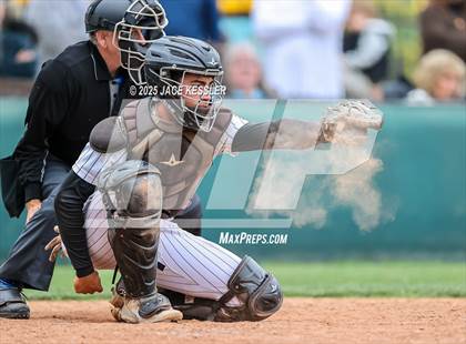 Thumbnail 1 in Chaminade @ Crespi photogallery.