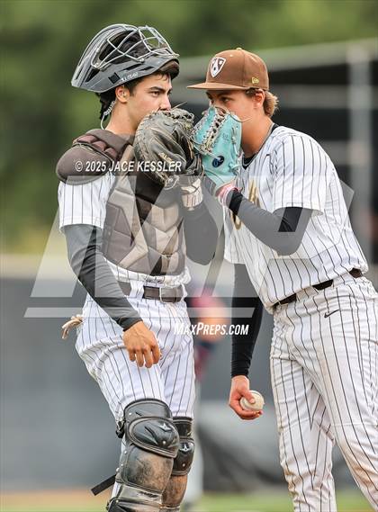 Thumbnail 1 in Chaminade @ Crespi photogallery.