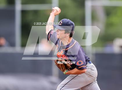Thumbnail 3 in Chaminade @ Crespi photogallery.