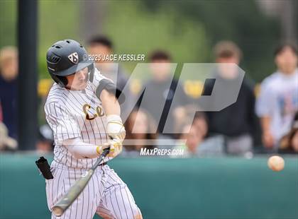Thumbnail 3 in Chaminade @ Crespi photogallery.