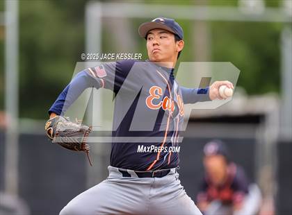 Thumbnail 3 in Chaminade @ Crespi photogallery.