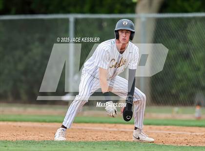 Thumbnail 1 in Chaminade @ Crespi photogallery.