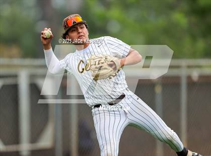 Thumbnail 3 in Chaminade @ Crespi photogallery.