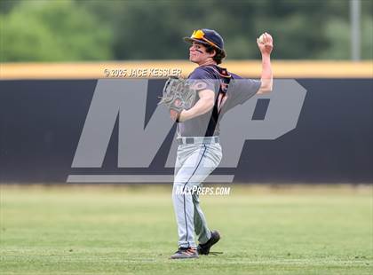 Thumbnail 3 in Chaminade @ Crespi photogallery.