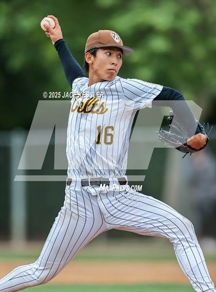 Thumbnail 3 in Chaminade @ Crespi photogallery.