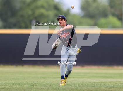 Thumbnail 1 in Chaminade @ Crespi photogallery.