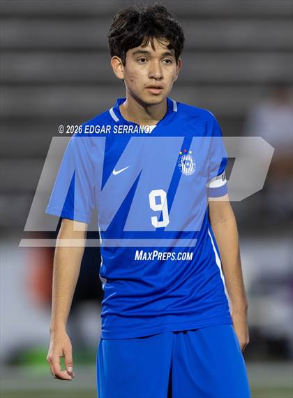 Thumbnail 3 in Sonora vs La Habra photogallery.