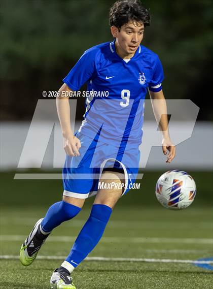 Thumbnail 3 in Sonora vs La Habra photogallery.