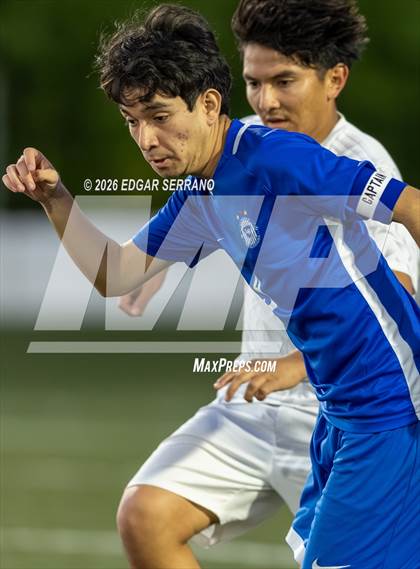 Thumbnail 3 in Sonora vs La Habra photogallery.
