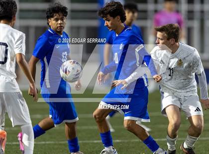 Thumbnail 3 in Sonora vs La Habra photogallery.