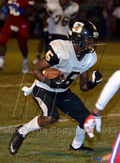 Thumbnail 2 in Starkville @ Warren Central photogallery.