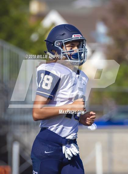 Thumbnail 3 in Loyola @ Vista Murrieta photogallery.