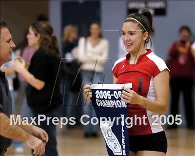 Thumbnail 1 in St. Francis vs. Union Mine (D3 Section Final) photogallery.