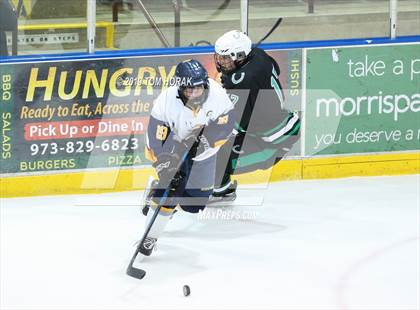 Thumbnail 1 in Kinnelon vs Vernon (Halvorsen Cup Final) photogallery.