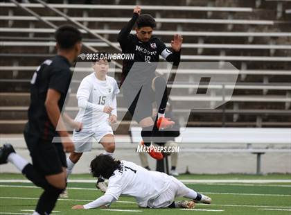 Thumbnail 2 in Mesquite vs. Dallas Jesuit (UIL 6A D2 Final Four Semi Finals) photogallery.