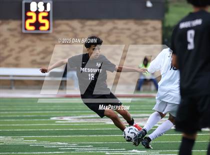 Thumbnail 2 in Mesquite vs. Dallas Jesuit (UIL 6A D2 Final Four Semi Finals) photogallery.