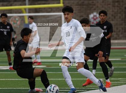 Thumbnail 2 in Mesquite vs. Dallas Jesuit (UIL 6A D2 Final Four Semi Finals) photogallery.