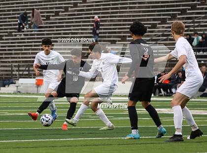 Thumbnail 1 in Mesquite vs. Dallas Jesuit (UIL 6A D2 Final Four Semi Finals) photogallery.