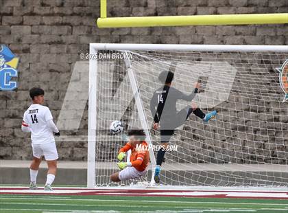 Thumbnail 3 in Mesquite vs. Dallas Jesuit (UIL 6A D2 Final Four Semi Finals) photogallery.