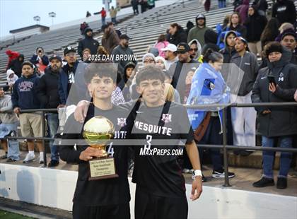 Thumbnail 1 in Mesquite vs. Dallas Jesuit (UIL 6A D2 Final Four Semi Finals) photogallery.