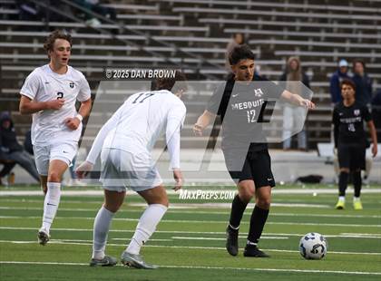 Thumbnail 1 in Mesquite vs. Dallas Jesuit (UIL 6A D2 Final Four Semi Finals) photogallery.
