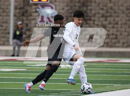 Thumbnail 2 in Mesquite vs. Dallas Jesuit (UIL 6A D2 Final Four Semi Finals) photogallery.