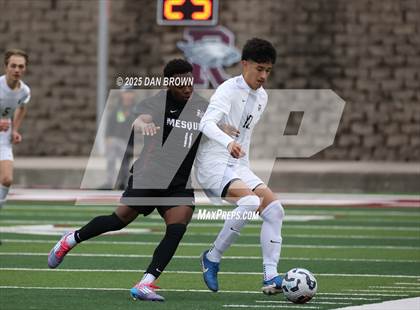 Thumbnail 1 in Mesquite vs. Dallas Jesuit (UIL 6A D2 Final Four Semi Finals) photogallery.