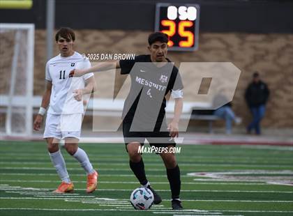 Thumbnail 2 in Mesquite vs. Dallas Jesuit (UIL 6A D2 Final Four Semi Finals) photogallery.