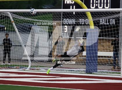 Thumbnail 2 in Mesquite vs. Dallas Jesuit (UIL 6A D2 Final Four Semi Finals) photogallery.