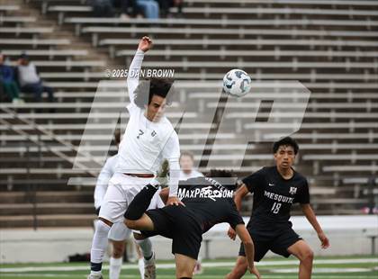 Thumbnail 3 in Mesquite vs. Dallas Jesuit (UIL 6A D2 Final Four Semi Finals) photogallery.