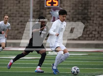 Thumbnail 3 in Mesquite vs. Dallas Jesuit (UIL 6A D2 Final Four Semi Finals) photogallery.