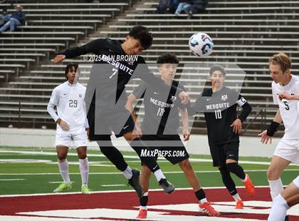 Thumbnail 2 in Mesquite vs. Dallas Jesuit (UIL 6A D2 Final Four Semi Finals) photogallery.