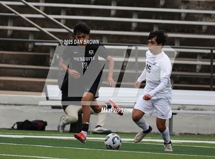 Thumbnail 2 in Mesquite vs. Dallas Jesuit (UIL 6A D2 Final Four Semi Finals) photogallery.